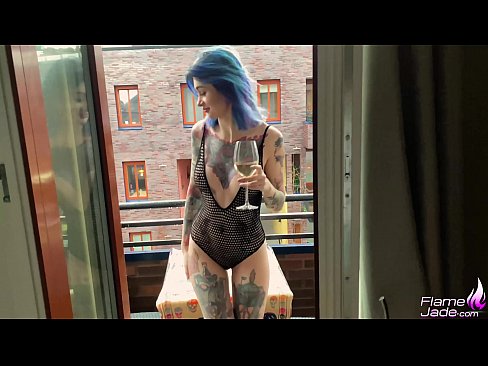 ❤️ Tremenda nena chupando dun trago e fodendo apaixonadamente baixo o ceo aberto ️ Vídeo anal na pornografía gl.wassell.ru ❌️